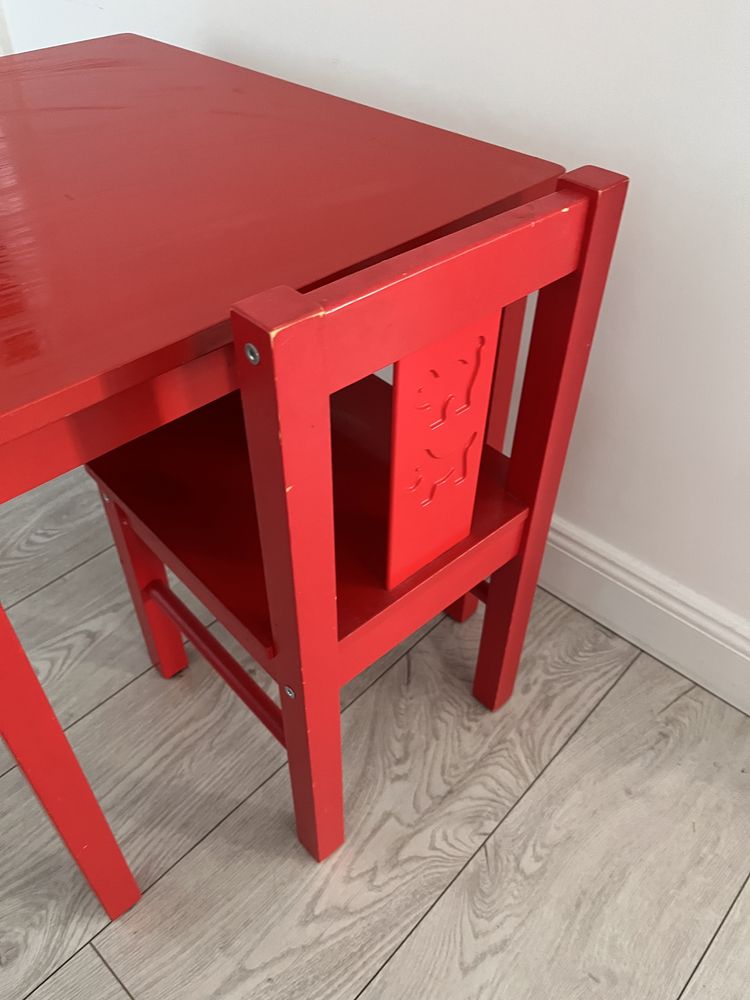 Stoliczek i krzeszlo ikea dla dziecka czerwony
