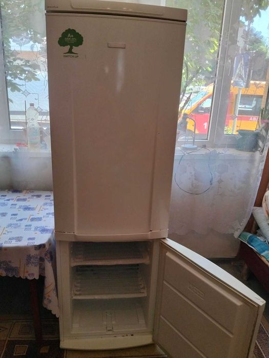 Холодильник. Б/у