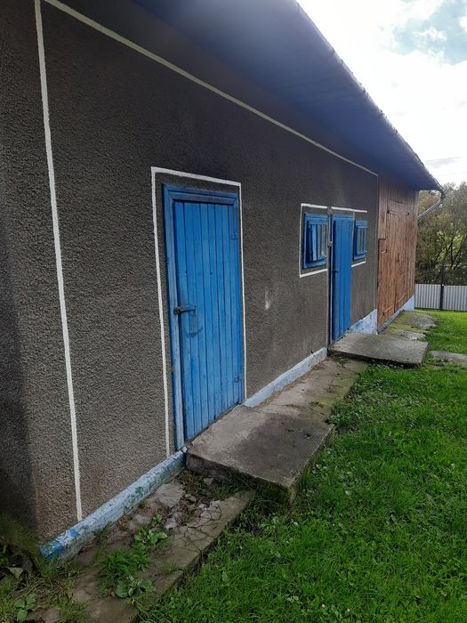 Продам будинок  к хорошому стані  кому потрібно  дзвоніть.