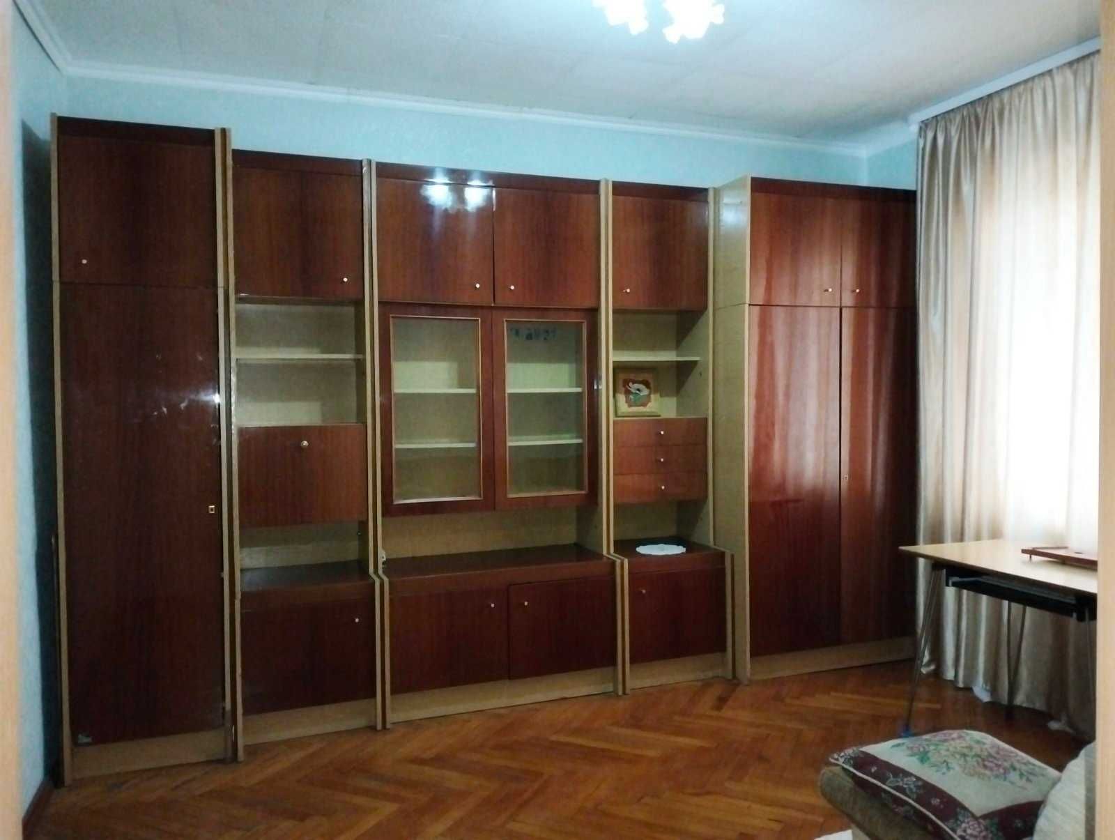 Продам коттедж, зупинка "Мальовнича.