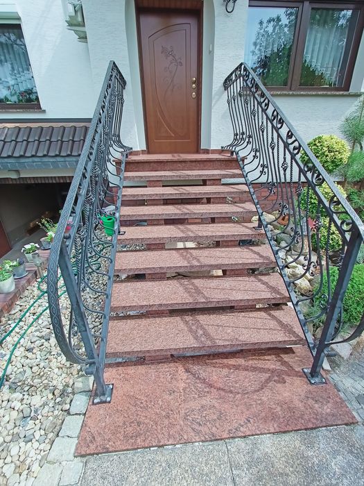 Schody wewnętrzne i zewnętrzne Granitowe