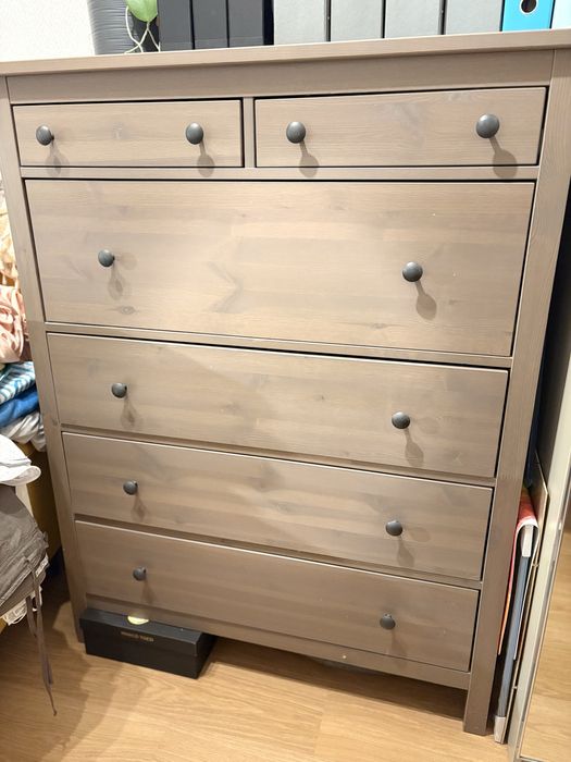 Ikea Hemnes duza komoda drewniana plus szafeczka nocna