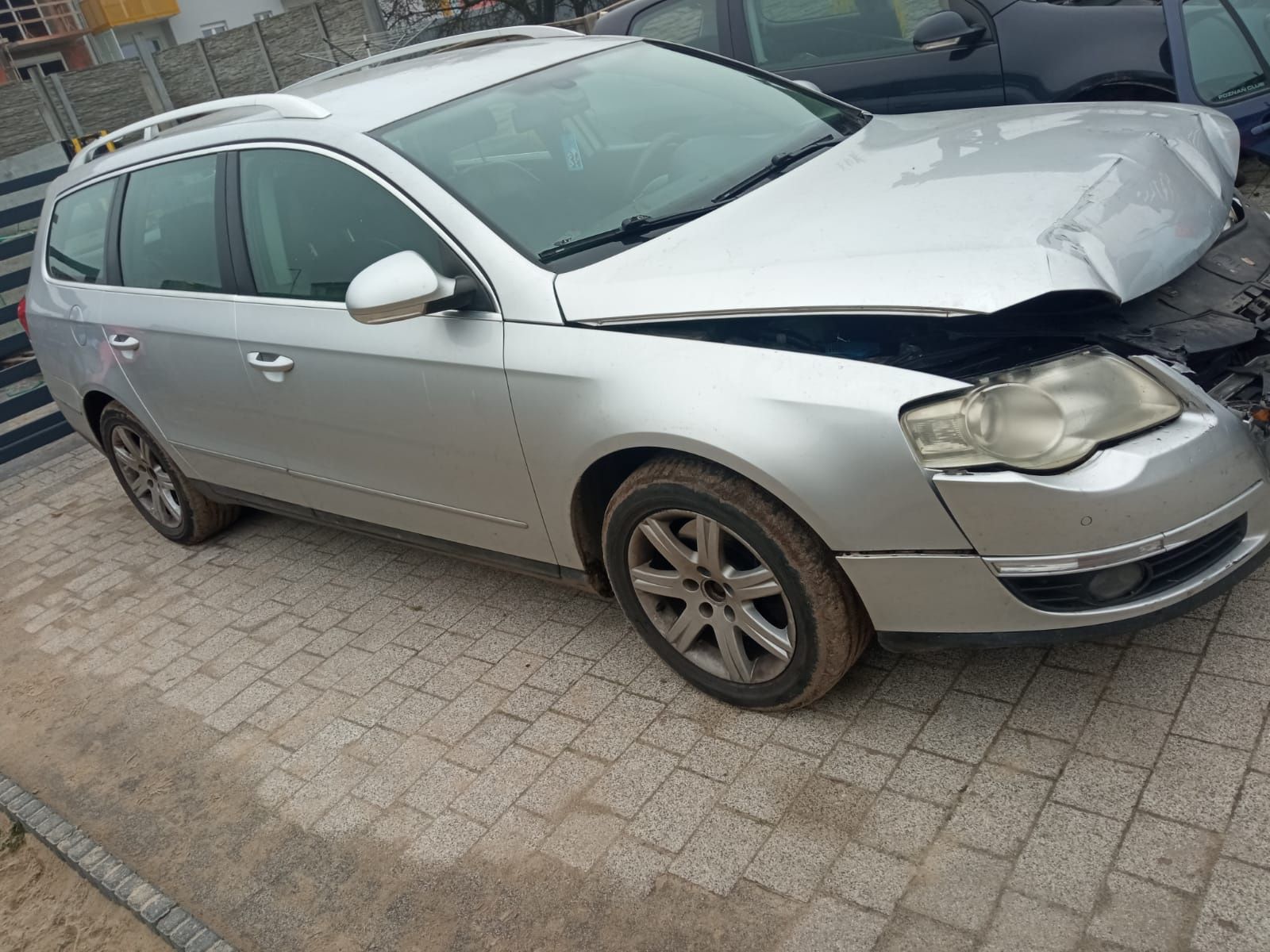 NA CZĘŚCI Volkswagen Passat B6 2.0 TDI BMR skrzynia HYC lakier LA7W