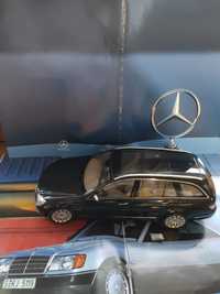 Kolekcjonerski model Mercedes-Benz (W204)C klasa_AutoArt 1:18