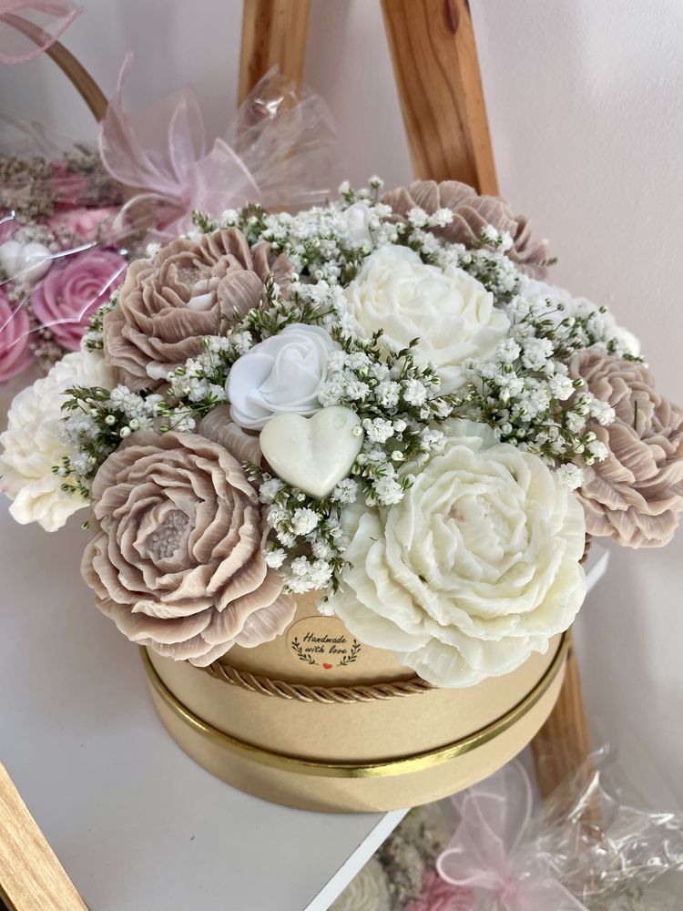 Flowerbox z wosku sojowego, świeczki, kwiaty, kolory
