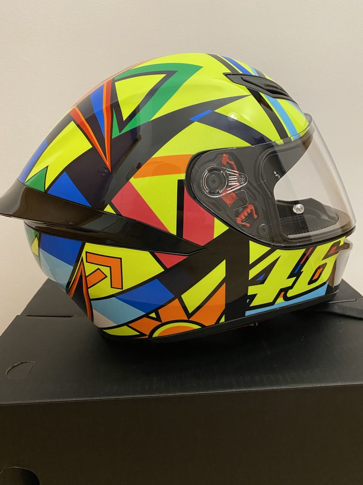 Capacete AGV k1