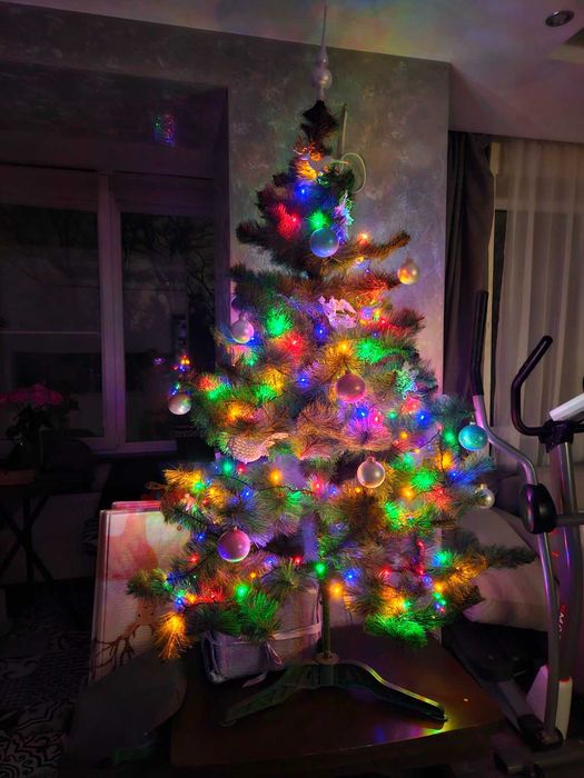 Штучна сосна (ялинка) висота ~1.8 метри