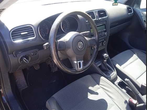 VW Golf 1.6 TDI 105 CV
