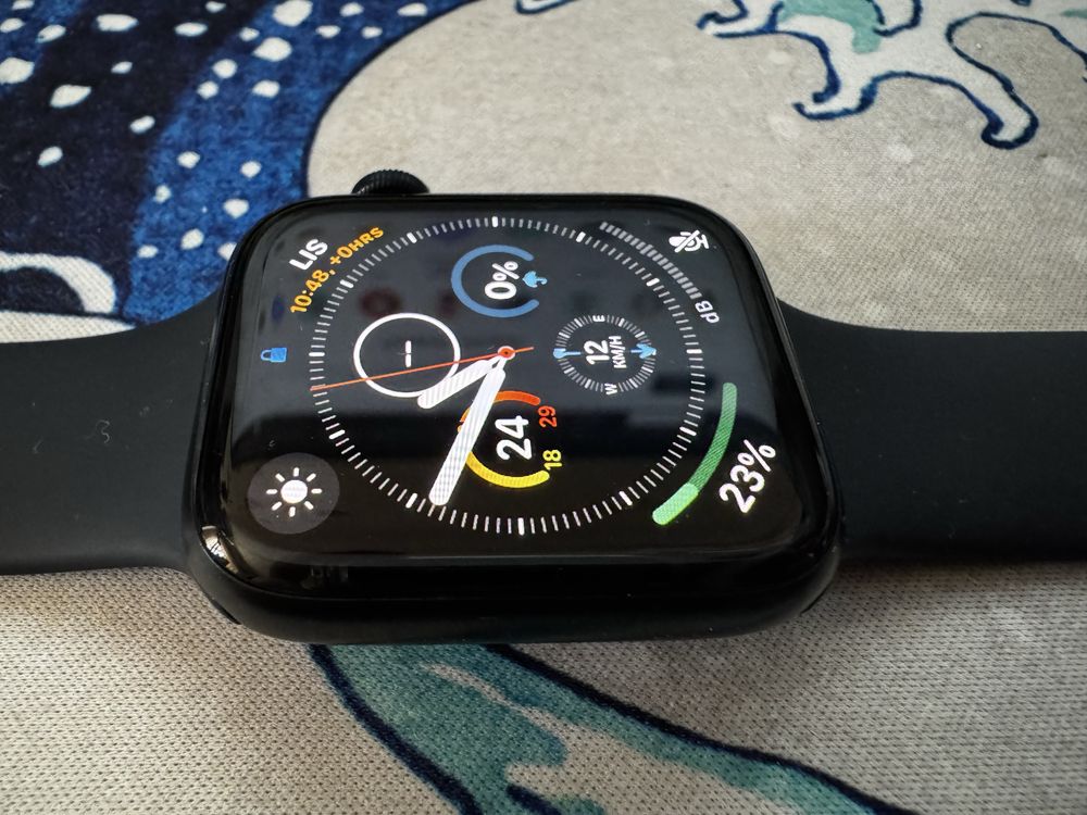 Apple Watch SE (Gen 2) 44mm Midnight Black