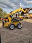 Miniladowarka Bobcat Mustang 440,silnik 4cyl
