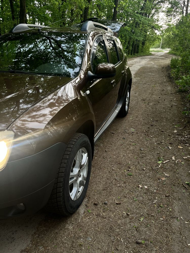 Renault Duster 2010 газ/бенз