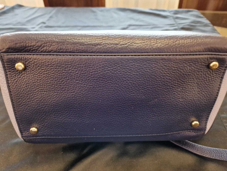 Carteira Kate Spade em tons de azul