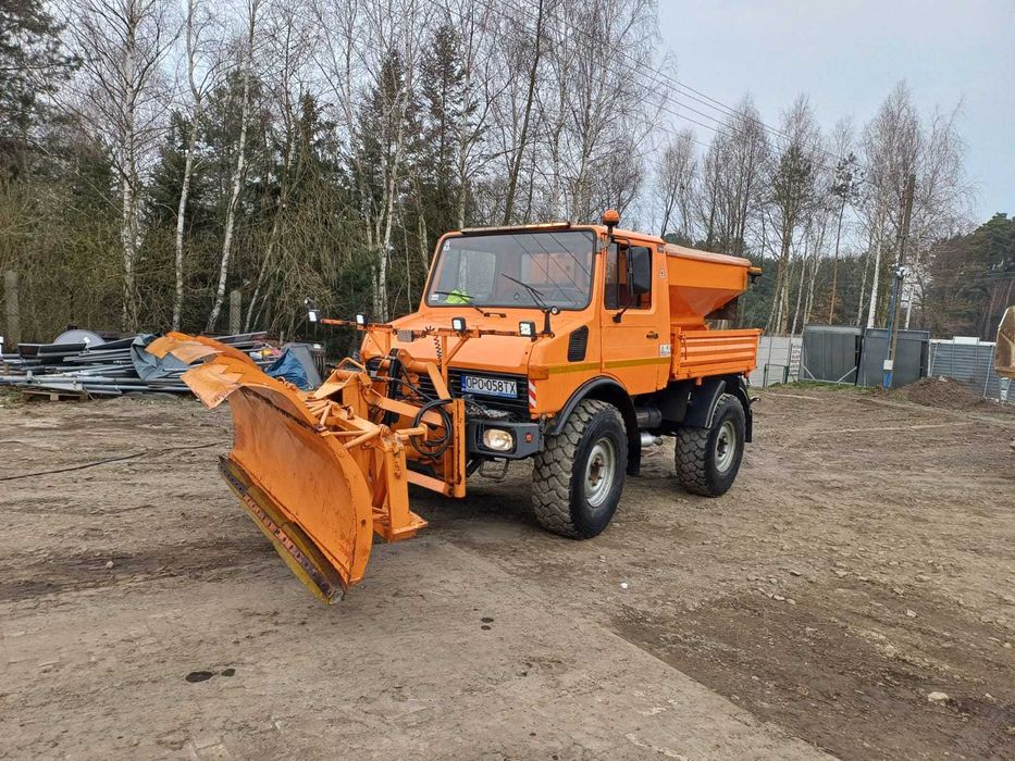 Unimog - Mercedes Benz