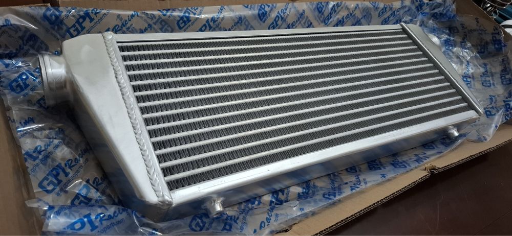 Vendo intercooler universal para um projeto turbo.