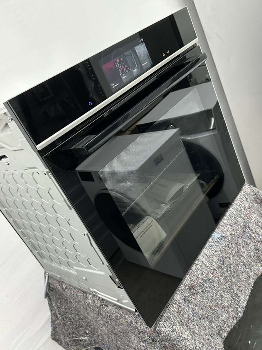 ТОП Нова духова шафа Siemens HB778G3B1