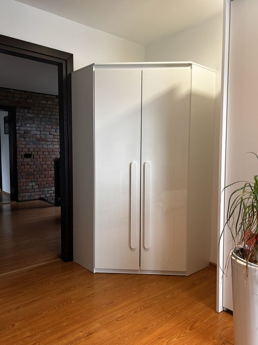 Szafa narozna biała połysk