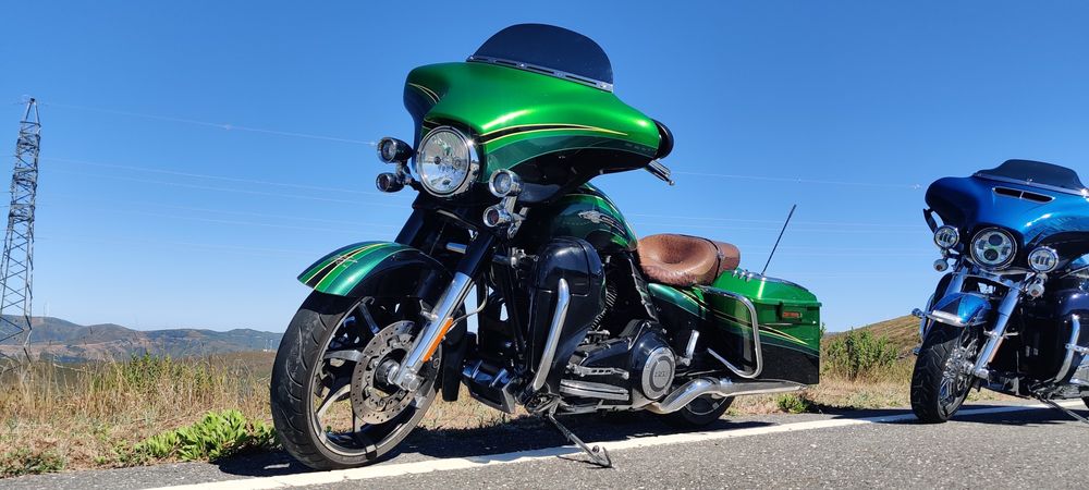 Harley street glide cvo