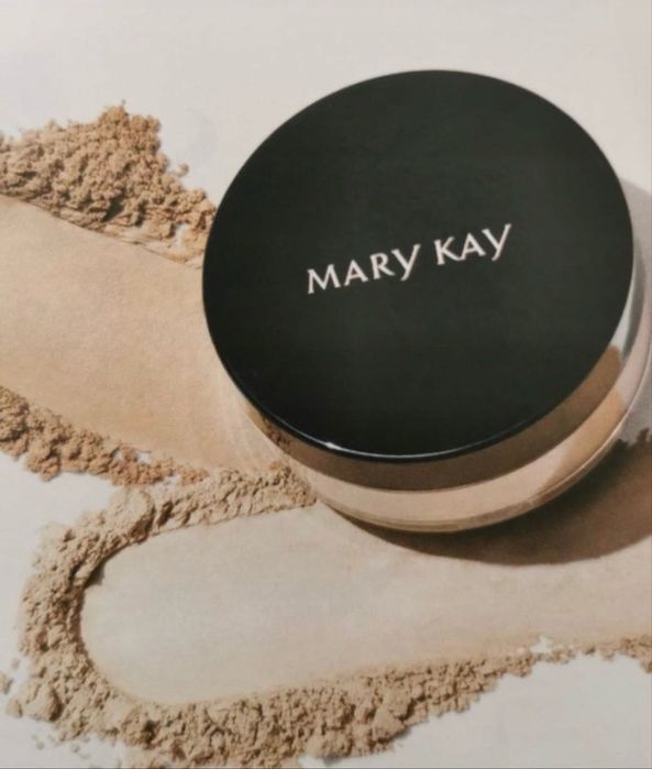 Nowy Jedwabisty puder wygładzający Mary Kay