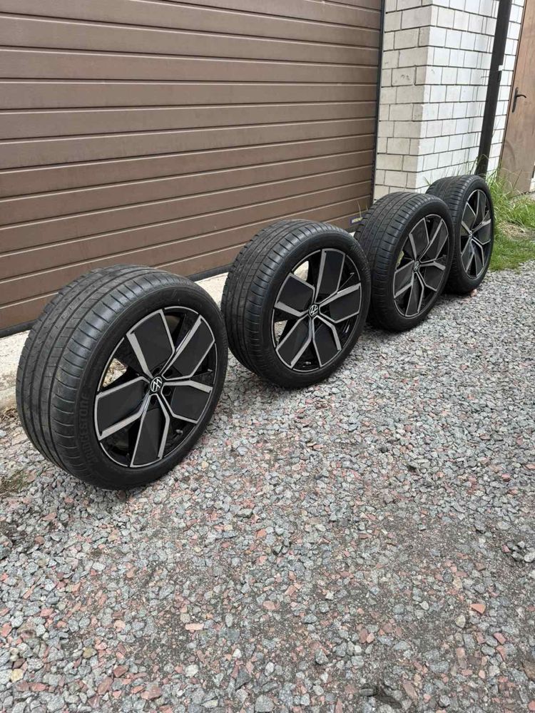 Диски VW Touareg 2024 R21 Leeds R-Line оригінал, без пробігу