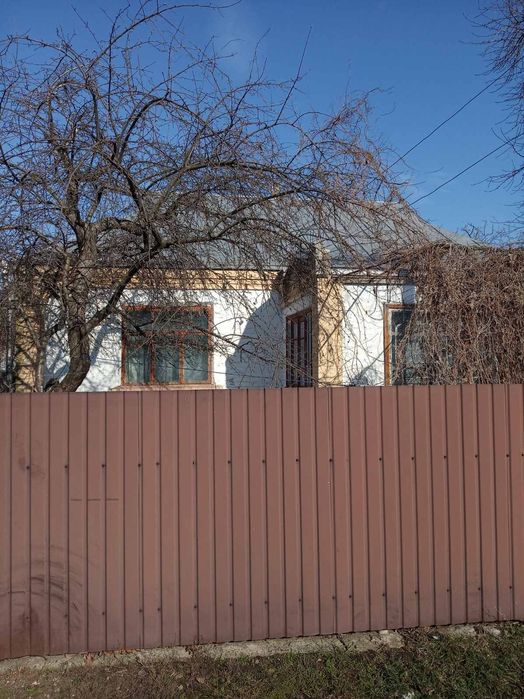Продається будинок в самому центрі міста
