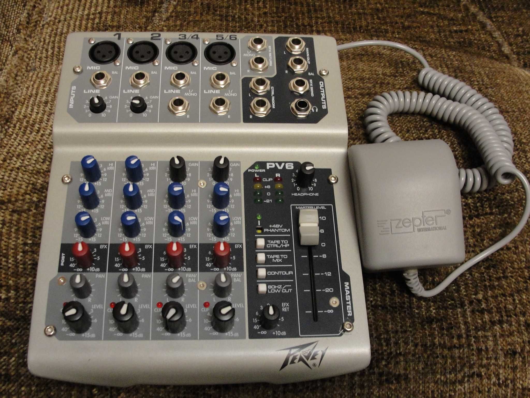 Peavey PV8 мікшерський пульт