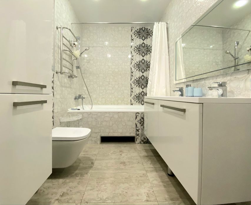 Науки 80а, 3 кімнатна роздільна, монолітний будинок