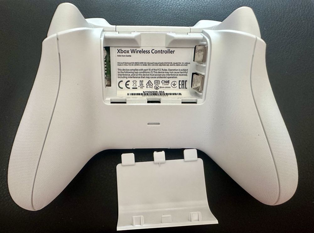 Kontroler Xbox Robot White
