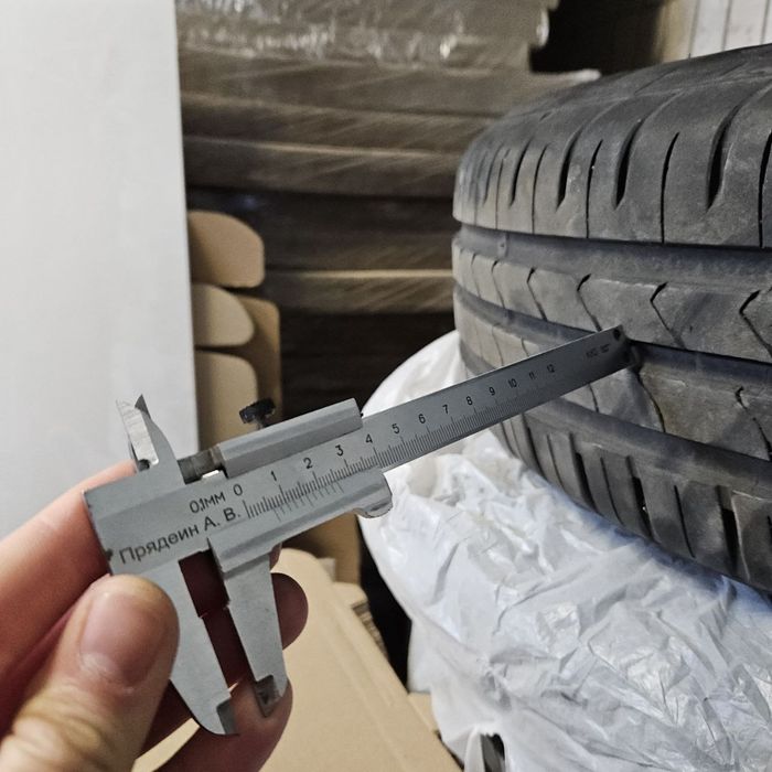 Резина літня на титанових дисках r15