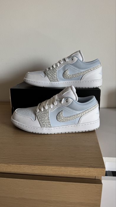 Air Jordan 1 Low SE “Blue Tint / Sail / White / Grey Fog” | rozmiar 43