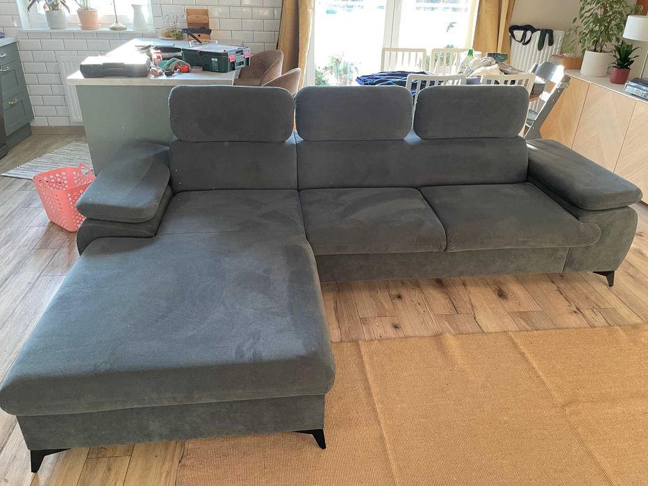 Narożnik SCALA z funkcją spania, rozkładane zagłówki Agata Meble