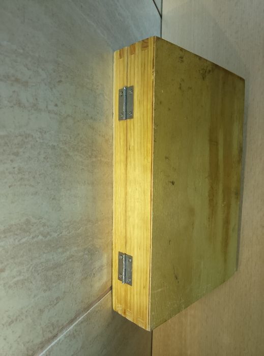 Skrzynka na narzędzia 21x14x4 cm