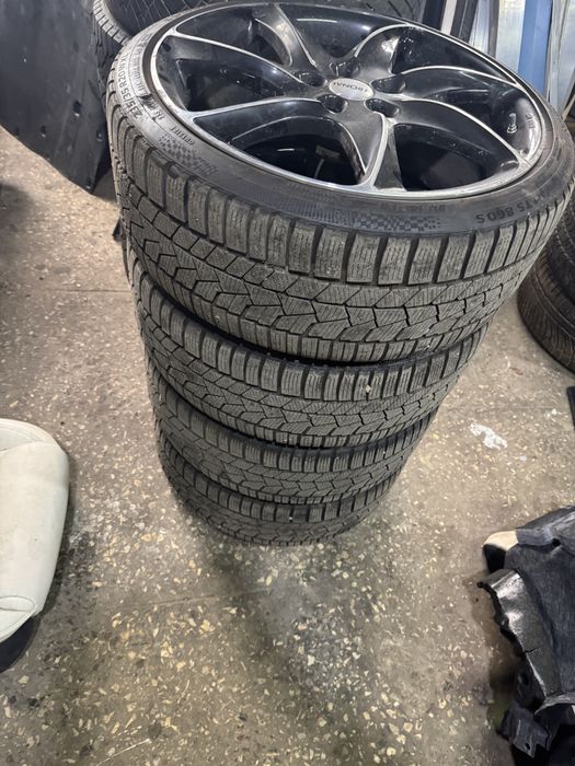 Резина 235/35 R20 Continental зима