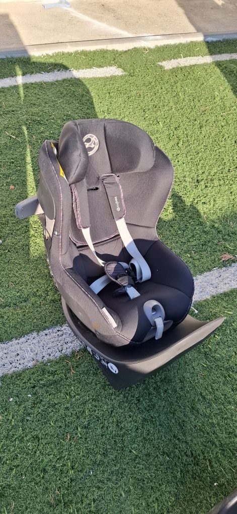 2 Cadeiras auto cybex sirona S