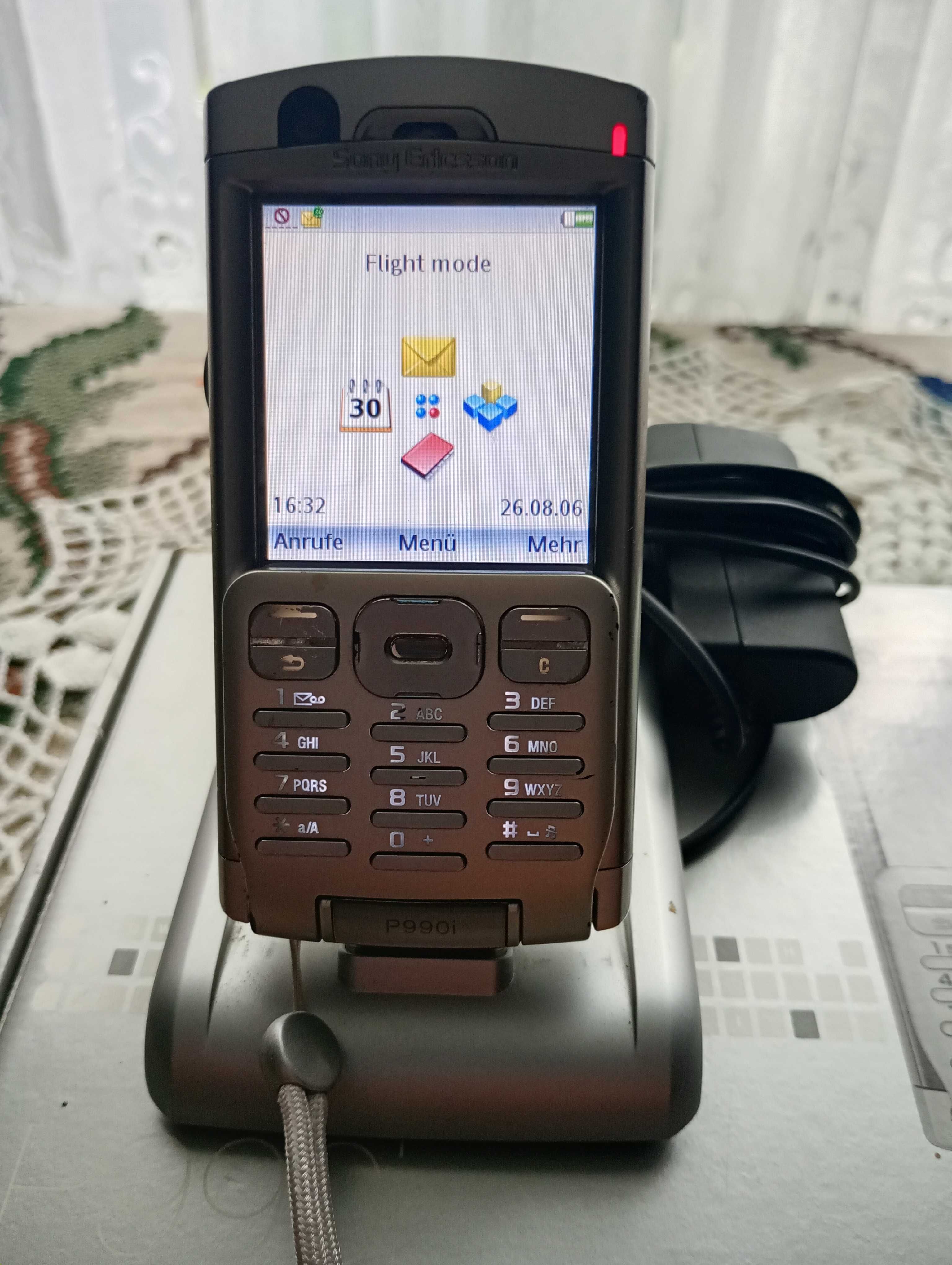 Sony Ericsson p 990 i