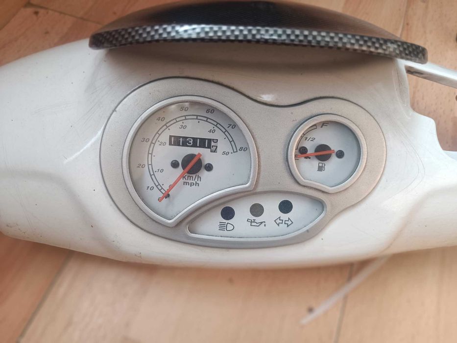 Пластикова панель на вайпер