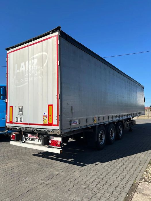 Schmitz Cargobull 2015 firanka wzmacniana plandeka mało używana bogato wyposażona wron-pol  bez wkładu finansowego z francji dla wymagających