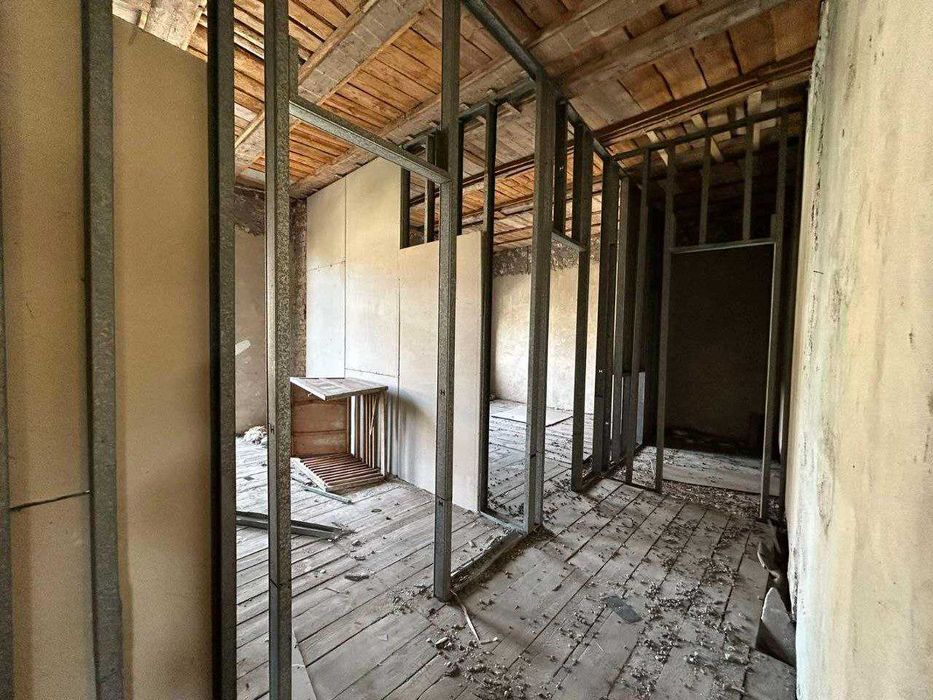 Оренда будівлі Рава-Руська 527 м2