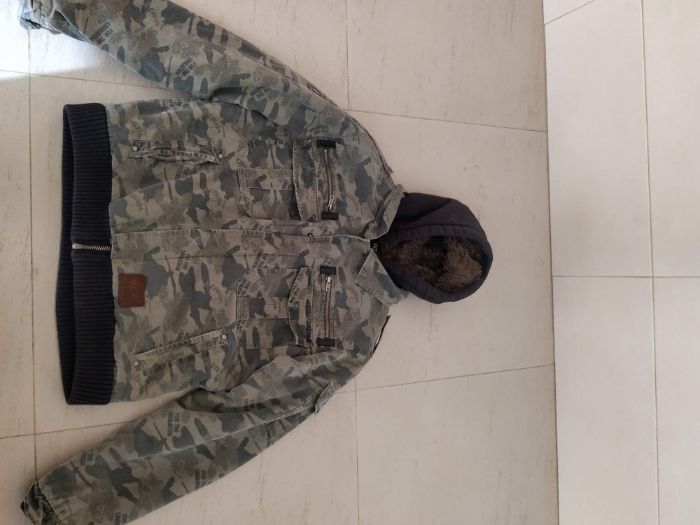 Casaco Camuflado ideal para Pesca/ Caça