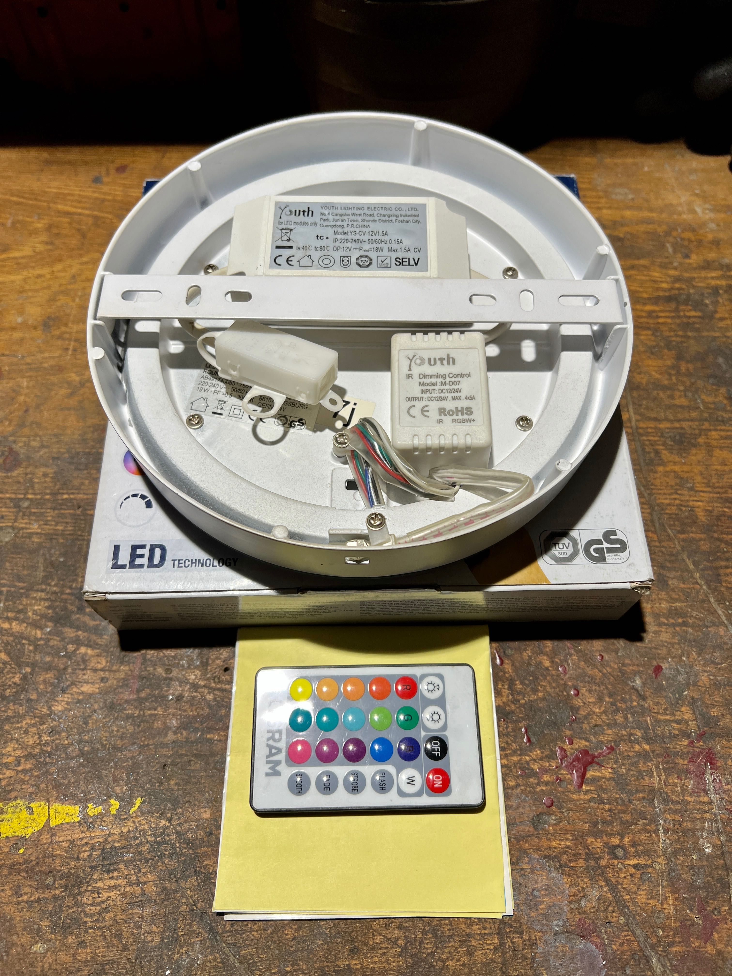 ROUND 19W Osram lampa LED kinkiet wielokolorowy z pilotem