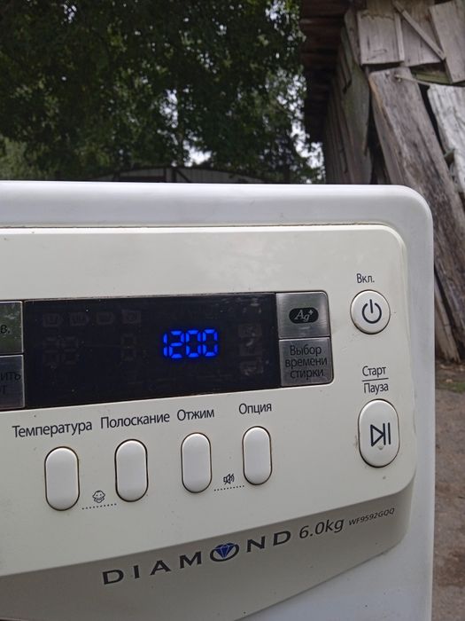 продаю  стиральные машинки indesit wisl 105x