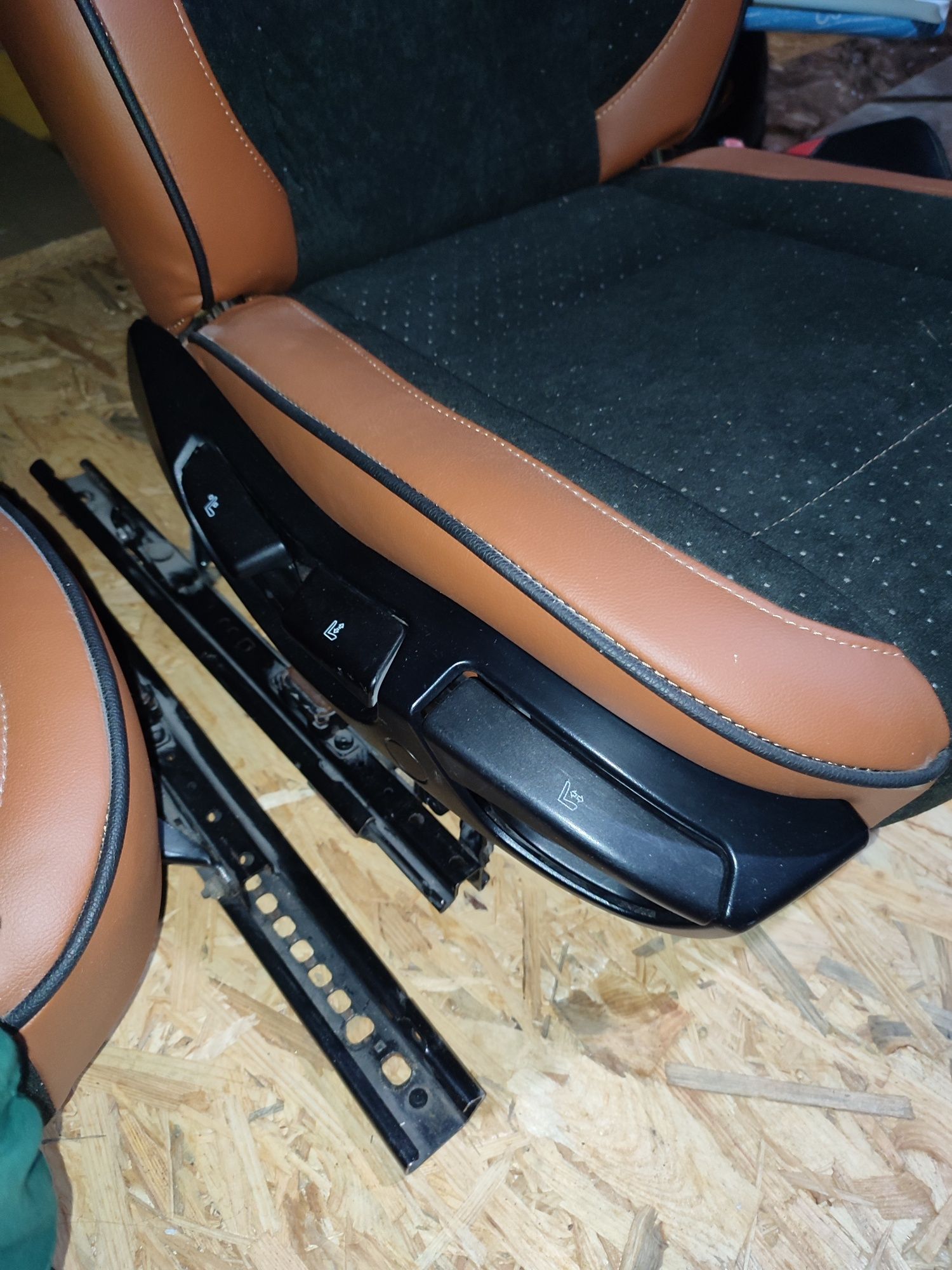 Fotele E46 Touring nowo obszyte alcantara, brązowa skóra