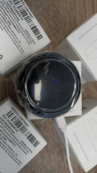 Tuya універсальний інфрачервоний пульт дистанційного керування