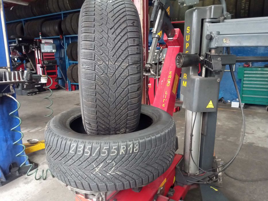 Opony 235/55R18 104H PIRELLI Winter Scorpion