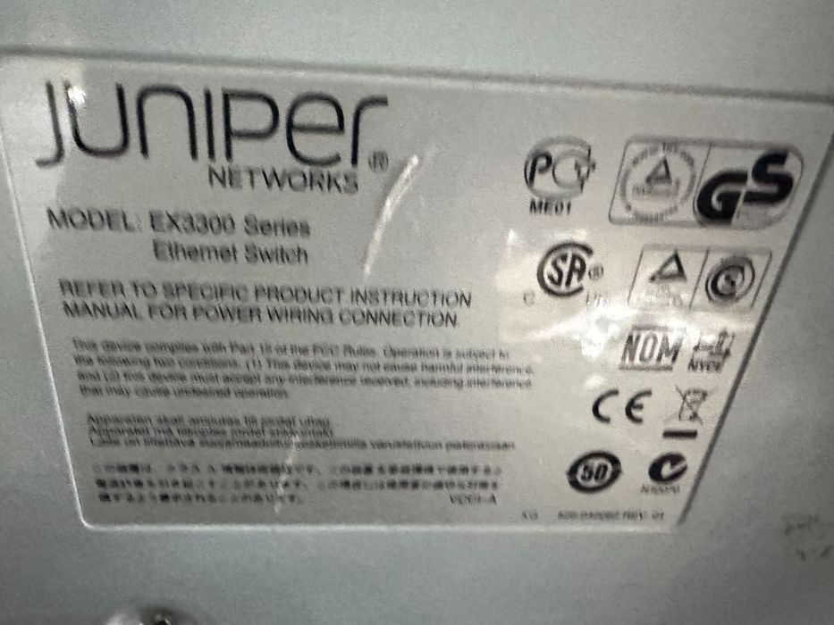 Коммутатор Juniper EX3300-24T Juniper EX3300-48T