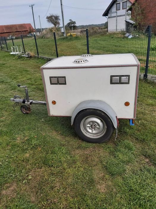 JSB przyczepka do przewozu psów  Przyczepa Przyczepka Samochodowa Lekka do przewozu zwierząt psów kotów