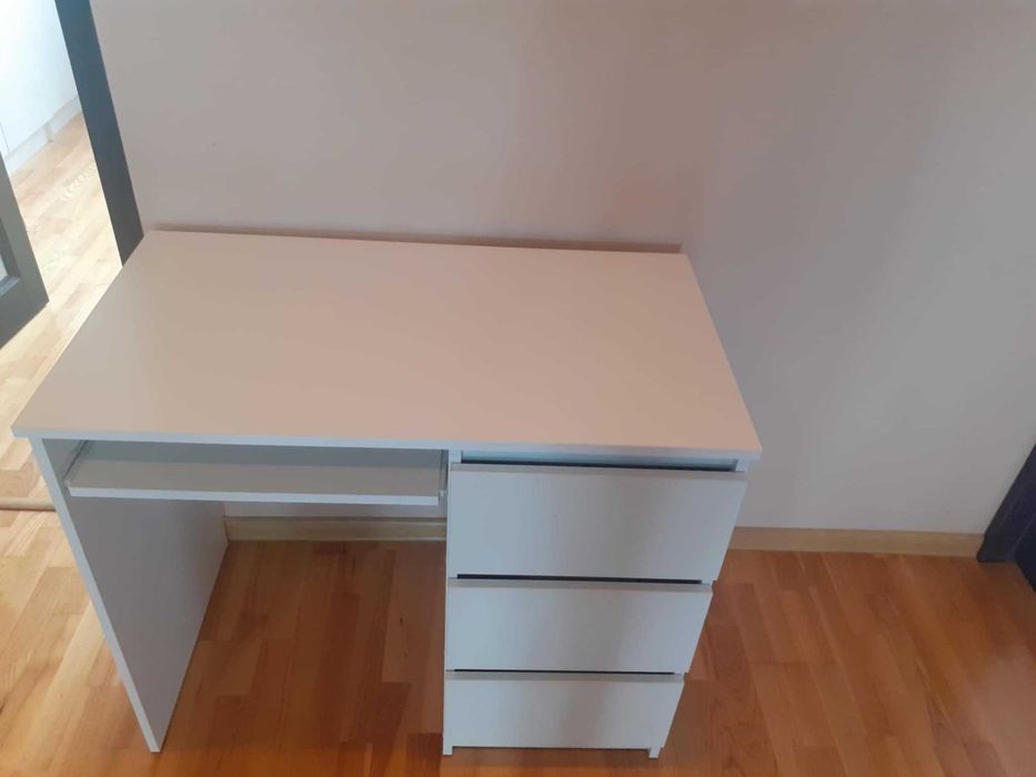 Sprzedam biurko białe