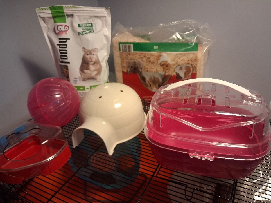 Klatka dla chomika z wyposażeniem