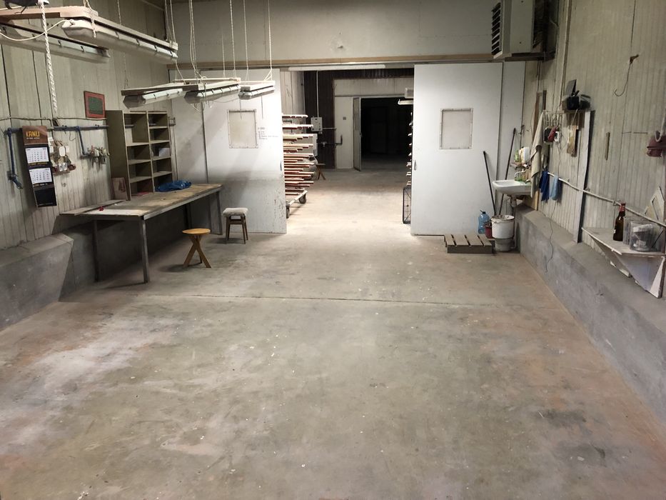 Wynajmę hale z lakiernia