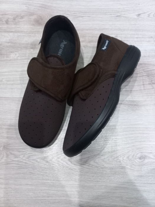 Buty kapcie męskie 44 nowe