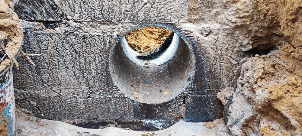 Wiercenie w betonie. Wiercenie w cegle, żelbecie, beton komórkowy.